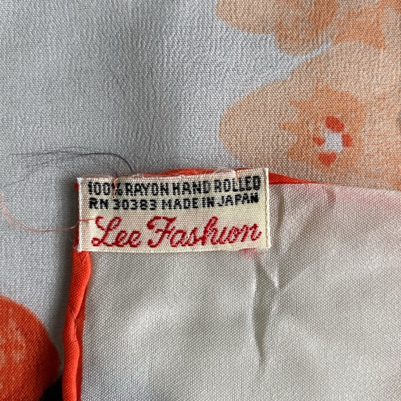 Vintage Lee Fashion Rayon Floral Print Scarf - Picture 4 of 7